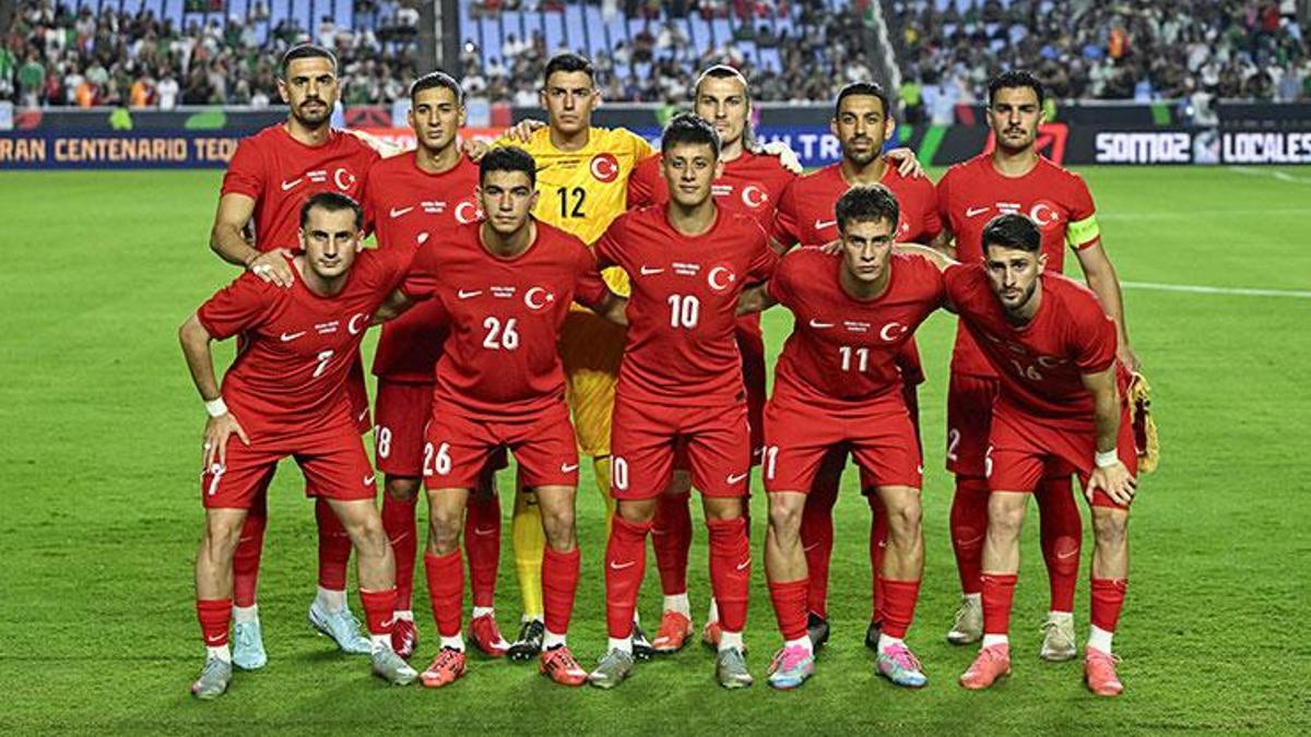 meksika-turkiye-macinin-ardindan-genc-futbolcudan-itiraf-bana-kulupte-nasil-oynuyorsan-oyle-oyna-Ga2taR4G.jpg