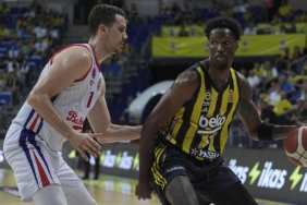 ozet-fenerbahce-beko-bahcesehir-koleji-mac-sonucu-93-76-seride-ilk-mac-fenerbahcenin-3SeQ8Mpb.jpg