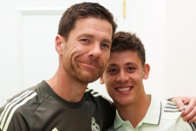real-madridde-xabi-alonso-ve-arda-guler-bulustu-ZDa61ivc.jpg