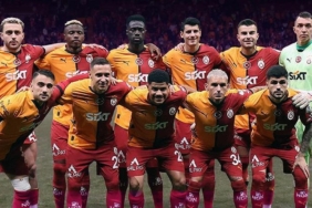 sakatlik-numarasi-yapmayi-dusundum-galatasarayin-yildizindan-olay-itiraf-taraftarlar-islikliyor-ve-asagiliyor-fXsXp8jq.jpg