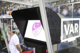 super-ligde-son-haftanin-var-kayitlari-aciklandi-iste-galatasarayin-kazandigi-penaltinin-konusmalari-OAnJWRyW.jpg