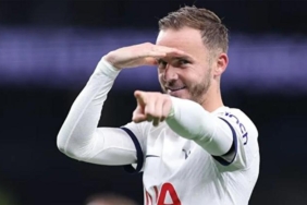 tottenhamin-yildizi-james-maddison-galatasaray-formasini-giydi-PE7JOjyF.jpg