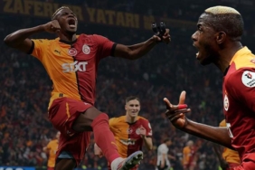 victor-osimhenden-sok-tehdit-bunu-kimse-tahmin-etmiyordu-galatasaray-haber-beklerken-transferde-sicak-gelisme-CyFDztCH.jpg