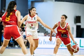 18-yas-alti-kizlar-avrupa-basketbol-sampiyonasinda-ispanyaya-farkli-kaybettik-nrb86RUY.jpg