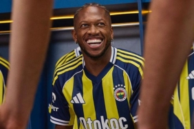 fenerbahce-yeni-sezonun-formalarini-tanitti-xRVfPYWm.jpg
