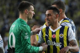 fenerbahcede-ayrilik-gelismesi-yildiz-oyuncu-yonetimden-talepte-bulundu-2ti7gEAC.jpg