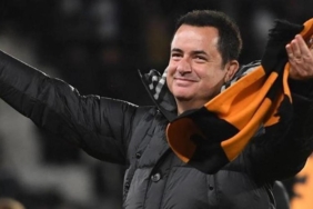 fenerbahceden-istifa-eden-acun-ilicalidan-flas-yanit-ben-bu-isten-yirttim-4ypTqY5c.jpg