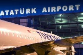 galatasaraydan-transferde-malumun-ilani-menajeri-istanbula-geliyor-imzalar-atiliyor-syRcsS3v.jpg