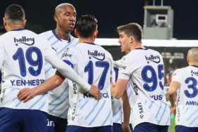 italyanlar-fenerbahcenin-yildizindan-vazgecmiyor-bonservisi-belli-oldu-transferde-radara-girdi-lfhna5S9.jpg