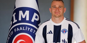 kasimpasa-attila-szalaiyi-kadrosuna-katti-ZpPRzkAL.jpg