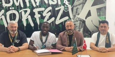 kocaelispor-massadio-haidarayi-resmen-kadrosuna-katti-TvDhMqX3.jpg