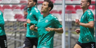 konyaspor-hazirliklarini-surdurdu-HtMi4rFF.jpg