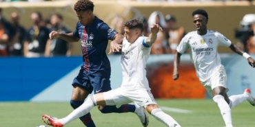 paris-saint-germain-real-madridi-darmadagin-etti-ve-finale-yukseldi-psg-real-madrid-maci-4XzG5F7r.jpg