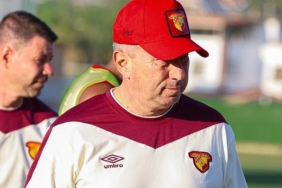 stoilovdan-mourinho-sozleri-ve-romulo-icin-transfer-aciklamasi-p9GZg2pM.jpg