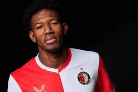 tff-1ligden-hollanda-devine-istanbulsporlu-gaoussou-diarra-imzayi-atti-dBpM6fpZ.jpg