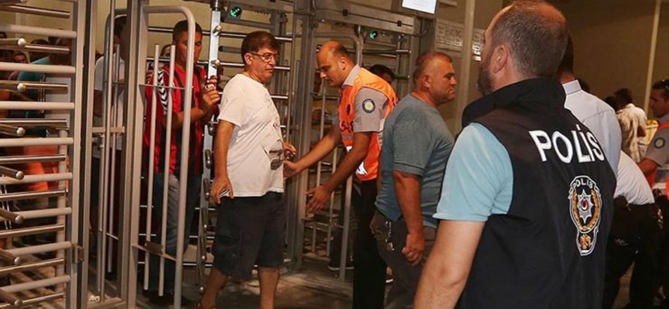 tffden-taraftarlara-mujde-maclara-kimlik-kartiyla-girilebilecek-yLSwNNBM.jpg