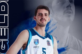turk-telekom-basketbol-takimi-emircan-kosutu-renklerine-bagladi-PNPmkwgR.jpg